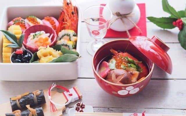 おせち料理は太りやすい？正月太りを防ぐヘルシーな食べ方