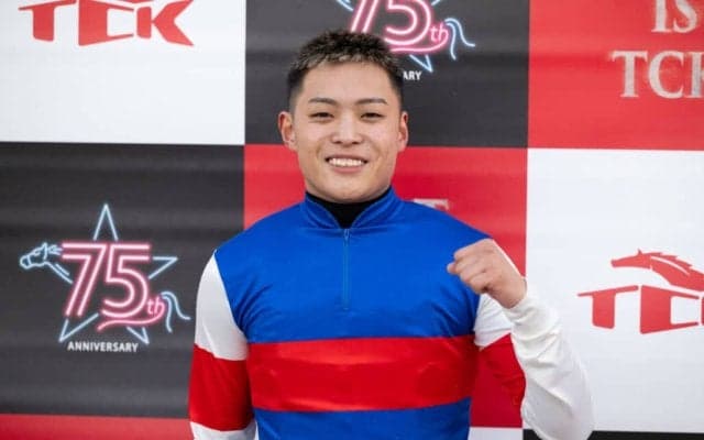 【東京2歳優駿牝馬】アンジュルナが世代女王に名乗り…3馬身差完勝