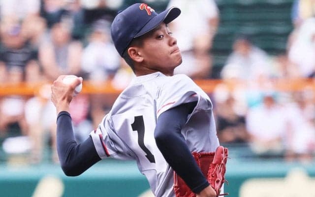 公務員志望から甲子園優勝投手で一変 京都国際・西村一毅が味わったジェットコースターのような波乱の１年