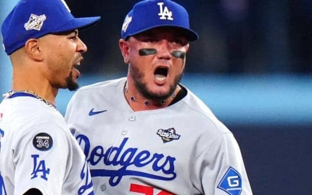 「チームのためなら何でもする」密着記者が見たロハスという男の献身　「野球人生の見本」が目指す“花道の3連覇”【現地発】