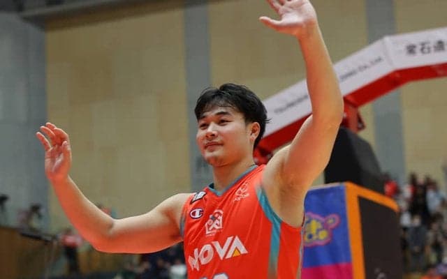 広島の佐藤涼成が右膝の手術終了…全治6カ月の診断、今季中の復帰は絶望的