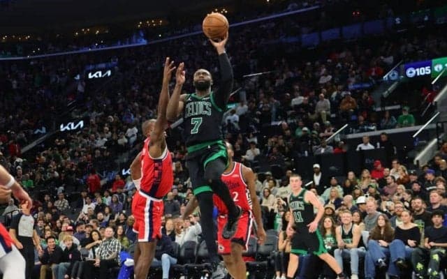 セルティックスのブラウン、クリッパーズ戦でキャリアハイ…指揮官の語る逸話に注目