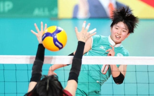 文京学院大女、息の合ったプレーで青森西にストレート勝ち　春高バレー