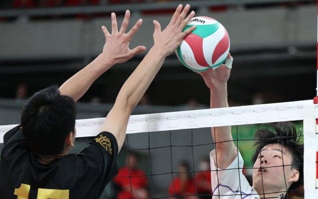 東洋、3年ぶり出場で躍動　最高到達点335センチの2年生コンビで窮地脱出　春高バレー