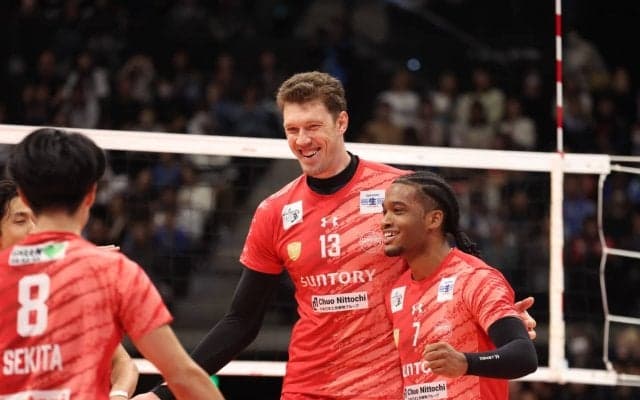 サントリー　ドミトリー・ムセルスキーの今季かぎりでの引退を発表