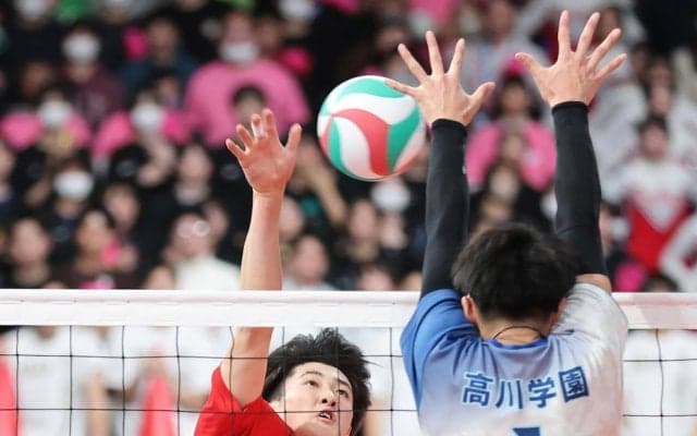 茨城代表・土浦日大、男子は高川学園に逆転勝利　女子は誠英に敗れる　春高バレー