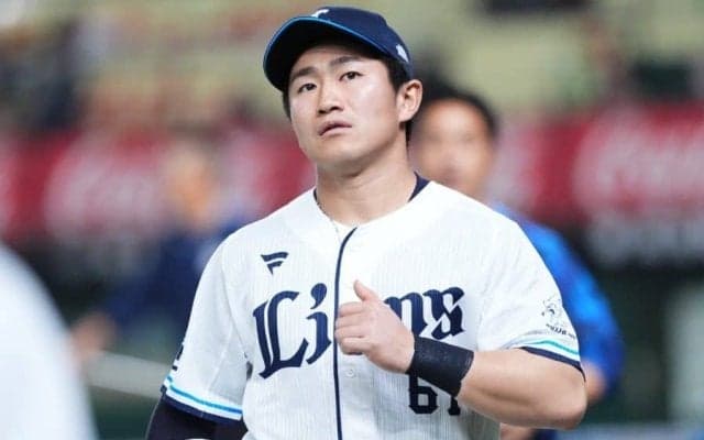 25歳から異例の捕手転向　コーチも認める“出遅れ”…育成から這い上がる覚悟と本気