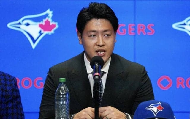 岡本和真の会見で“異様な光景”　現地記者が驚いた人、人、人…「いや、それ以上だったかも」