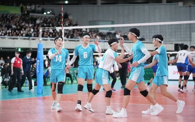 女子決勝はインターハイ王者金蘭会と国スポ制覇の就実が激突　男子は初優勝を狙う清風と国スポ準優勝の東山が決勝へ　大会5日目（1/10）の男女準決勝結果【春高2026】