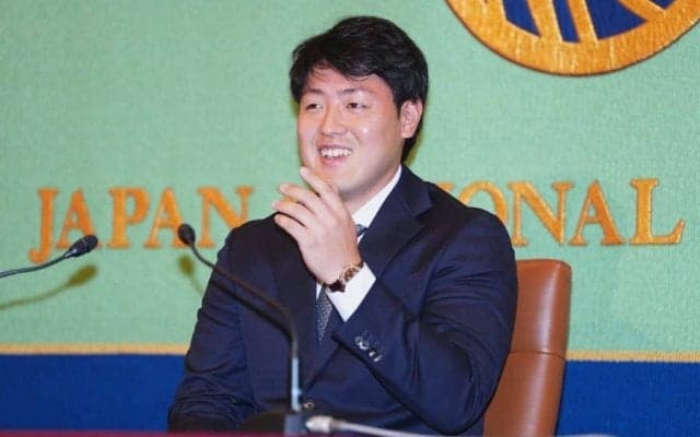 岡本和真、WBC出場に思い「代表のユニを着てプレーしたい」　“報告会見”で言及