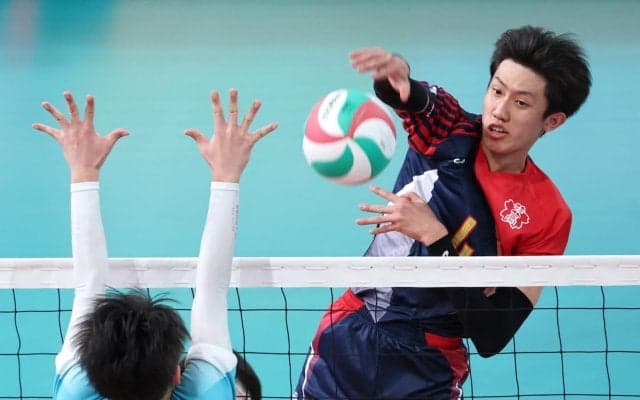 春高バレーの最優秀選手は…男子は東山の岩田怜緯、女子は金蘭会の馬場柚希