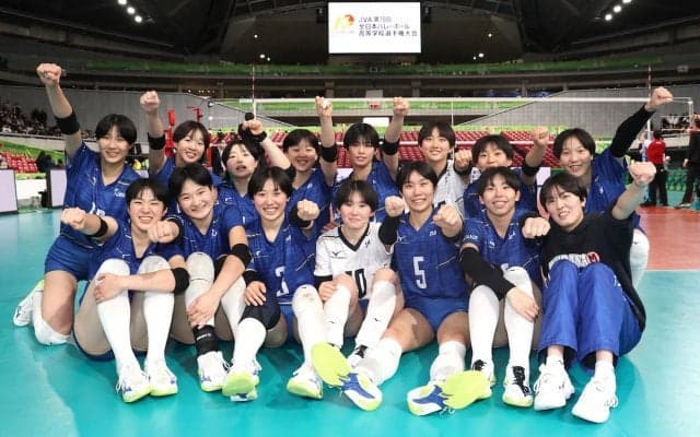 春高バレー　金蘭会が7年ぶり4度目の優勝　選手の歓喜の声「日本一という結果を出せた」