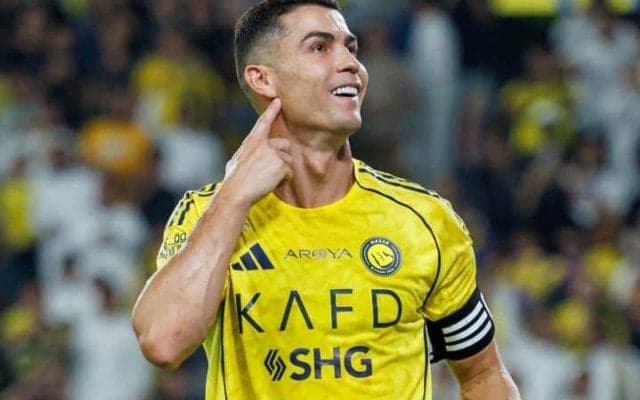 純金製の蛇口に、ルイ・ヴィトンの壁も…C・ロナウドの330億円超えの豪華邸宅が判明　規格外な生活に海外紙も愕然「最も価値がある家だ」