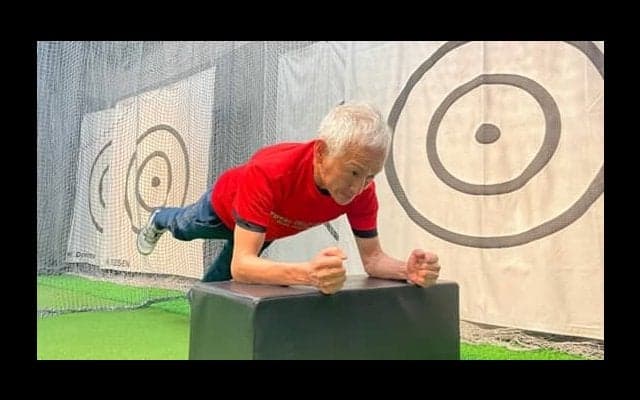 家で出来る！ゴルフスイングの安定性を高める体幹トレーニング！