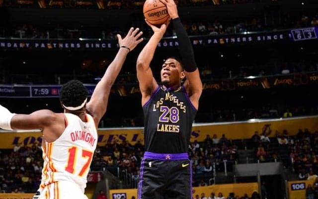 141得点を奪ったレイカーズがホークス撃破で連敗ストップ…8試合ぶり復帰の八村塁は7得点