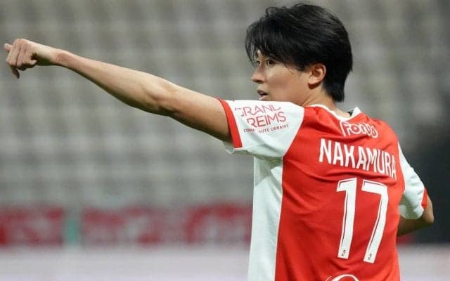 ｢こんなん無課金で見ていいんですか｣日本代表・中村敬斗、カフェでまったり彼氏感たっぷりオフショの破壊力に悲鳴