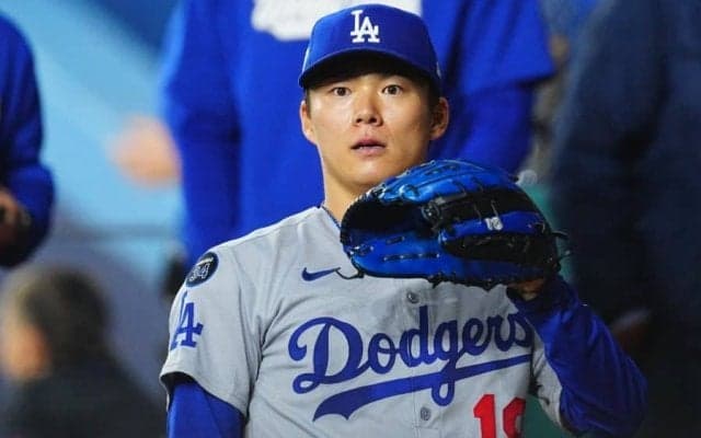 佐々木朗希も思わず“マジ？”　同僚右腕が驚いた由伸の行動「こいつはサイコだ」