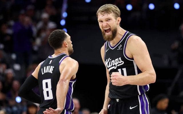 キングスのドマンタス・サボニスが27試合欠場からついに復帰か…11月に左ヒザ半月板部分断裂