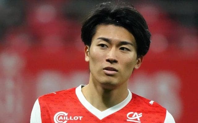 ｢ヘディング珍しいw｣スタッド・ランス中村敬斗が後半ATに“高打点”ヘディング弾で今季8ゴール目！｢気合いで空中戦を制した！｣｢ヘッドも上手いのはびっくりだわ｣