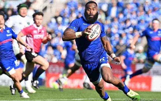 【ハイライト動画あり】ブルーレヴズ、7トライで今季本拠地初勝利。粘るダイナボアーズを突き放す。