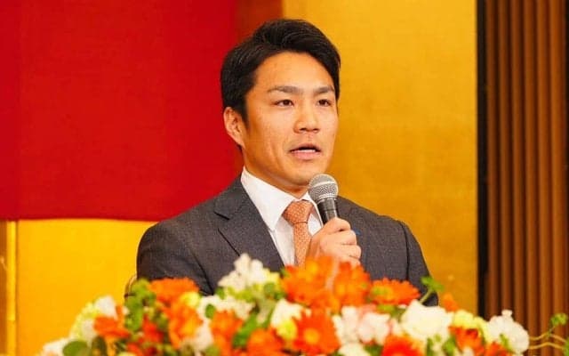 則本昂大が巨人入団会見「先発ローテを勝ち取る」　メジャー断念の葛藤も「長い時間悩んだ」