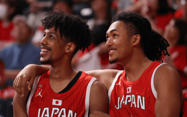 ジェイコブス晶、山﨑一渉がWassermanとNILエージェント契約を締結