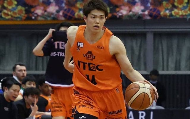 6勝24敗のベルテックス静岡に痛手…先発PG柏倉哲平が右膝外側半月板損傷で手術、全治未定