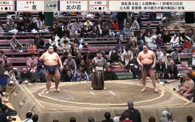 「よく見つけましたね…」大相撲客席に“M-1王者”がポツン キャップ＆マスク装着の姿もだだ漏れる相撲愛「相撲好きすぎるやろ」反響