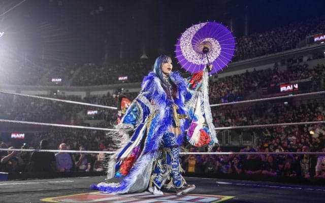 「なぜ彼女に注目しない？」日本人女子レスラー、敵のチャントでノリノリダンスの“神ファンサ”が「可愛い」「いつも元気」と話題