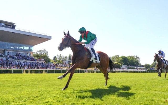 フランスの至宝カランダガン、世界最高栄誉に輝く…“競馬界のバロンドール”ワールドベストレースホースに選出