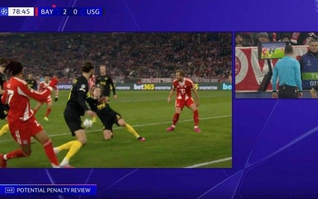 何してんだよ！バイエルン選手が激怒「これはキレる」相手DFがまさかの\"ハンド隠し\"の瞬間「自認ハンドじゃん」