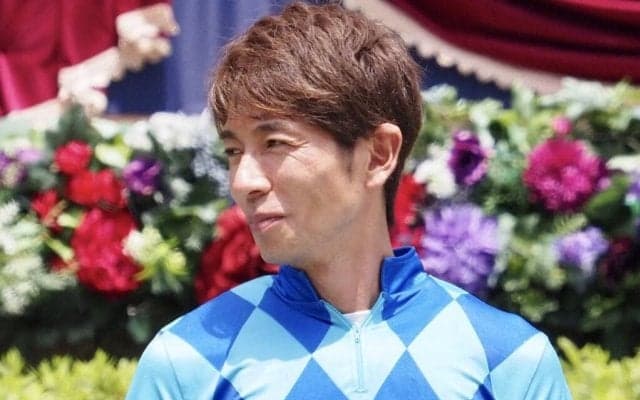 落馬負傷した和田竜二騎手が現役引退を発表…復帰叶わず調教師へ