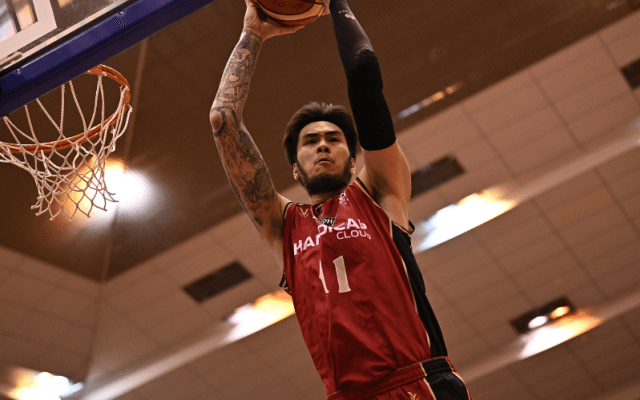 越谷のカイ・ソットが前十字靭帯断裂から1年ぶりに戦列復帰…220センチの体格を誇る23歳