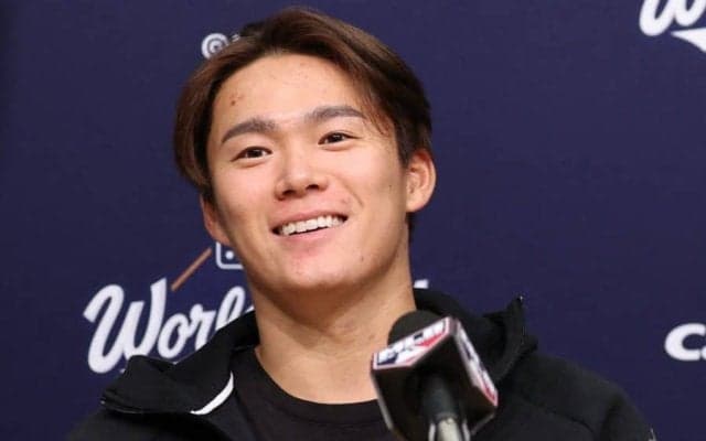 ド軍ナインが機内で“大騒ぎ”　山本由伸と正反対…戸惑った日米の違い「自分だけ疲れている」