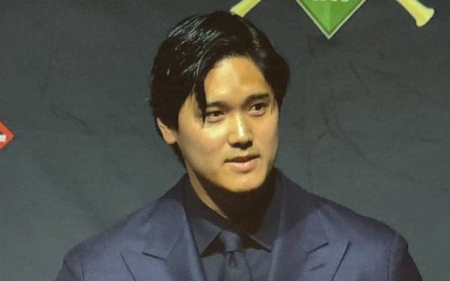 大谷翔平が繰り返した「Especially」　139秒のスピーチで4回…家族より先に届けた感謝