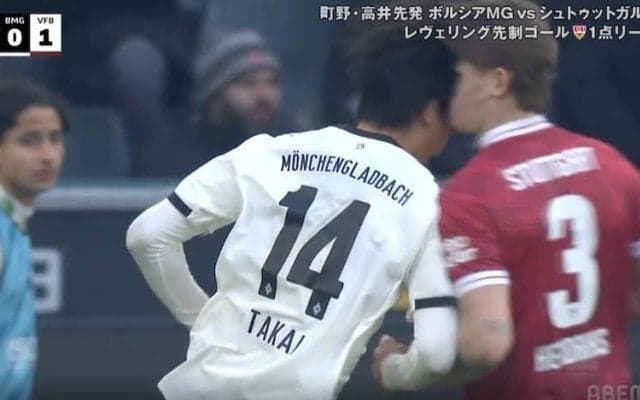 「めっちゃ流血してる」日本代表DF高井幸大に“まさかのアクシデント”「これは痛いわ」ボール処理直後に相手選手に激突