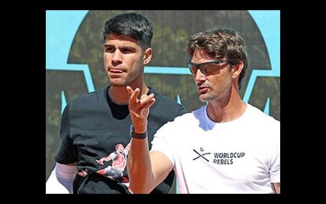  テニス世界1位のコーチが驚きの転身 