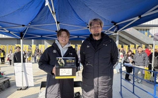 群馬の辻直人と谷口大智が『スリーピース』の募金活動を実施… 長期入院中や児童養護施設の子どもを支援