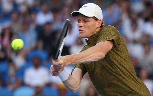 シナー、同胞ダルデリを退け3年連続の8強入り。史上2人目の3連覇へ向け盤石の勝ち上がり[全豪オープン]