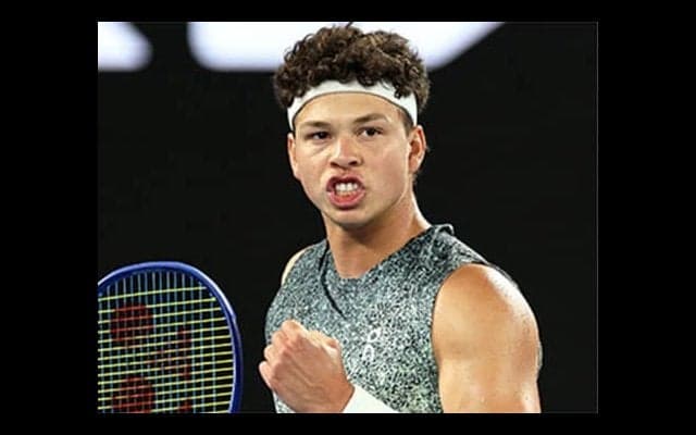  世界7位 逆転勝ちで3度目の全豪OP8強 