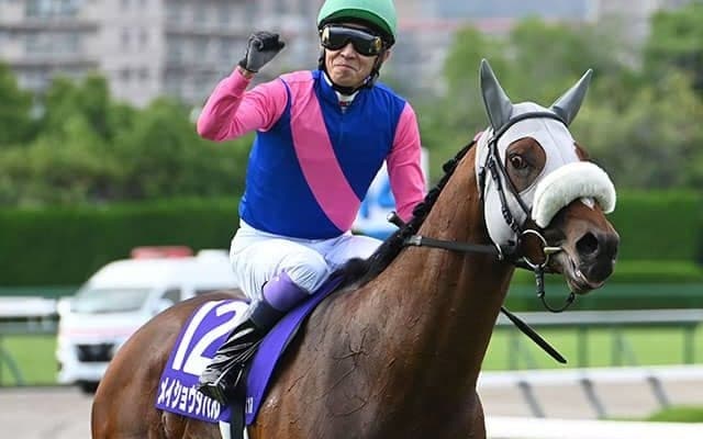 ユーザーが選んだ25年“神騎乗”！ 1位はレジェンドが魅せた圧巻の逃げ切り