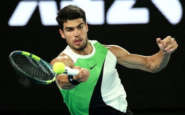 アルカラス、デミノーを破り全豪で初の4強入り！準決勝で世界3位ズベレフと激突[全豪オープン]