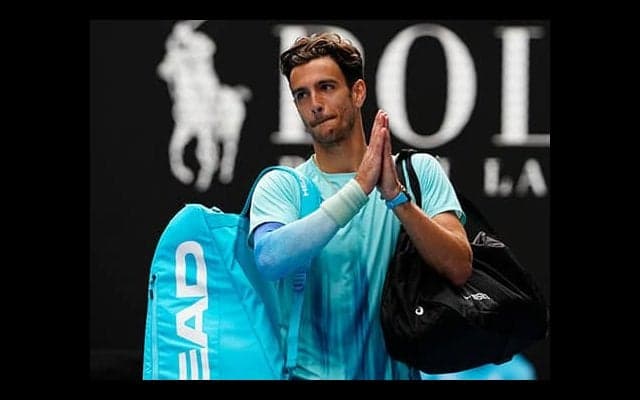  傷心ムセッティ 勝利目前で途中棄権 