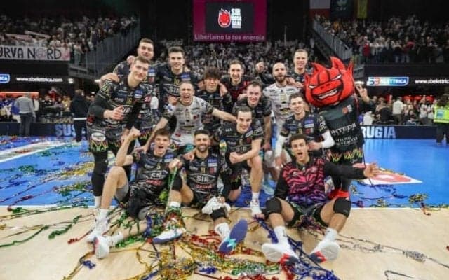 【バレー】ペルージャがトレンティーノに3-1で勝利し、10連勝。石川祐希「まだ改善すべき点もあるので、次はもっと良いプレーをしていきたい」　イタリア1部