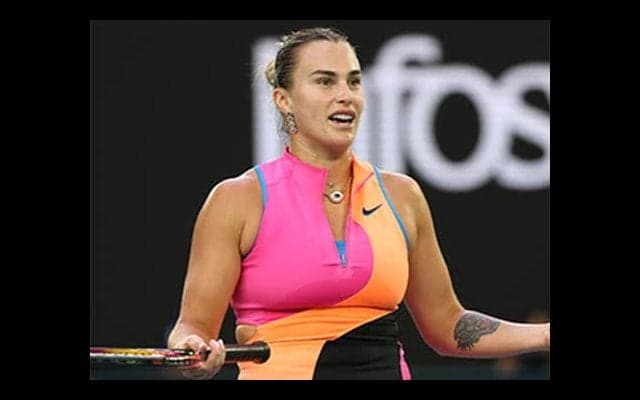  世界1位 唸り声で妨害判定に 