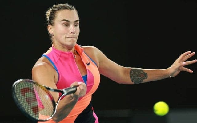 サバレンカ、盤石のテニスで4年連続の決勝進出！スビトリーナを圧倒し3度目の戴冠へ王手[全豪オープン]