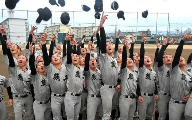 熊本工に「春」の切符、9年ぶりのセンバツ出場　「泥臭い野球で」