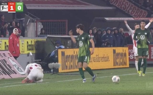 「ファイターすぎる」塩貝健人、相手を挑発！ 強烈タックルで吹っ飛ばす→“立てよ”ジェスチャー「メンタル強いな」「オラオラ感たまらん」