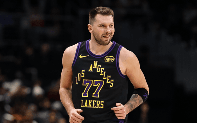 ドンチッチが前半だけでトリプルダブルの衝撃…レイカーズがウィザーズに圧勝、八村塁は古巣相手に11得点