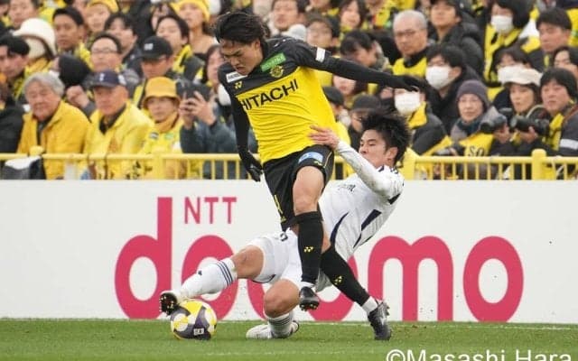 ｢これゴラッソすぎた｣J1柏MF久保藤次郎のちばぎんカップ決勝点に称賛続々！｢かっこいいーー!!!｣｢どんどんすごい選手になってる｣